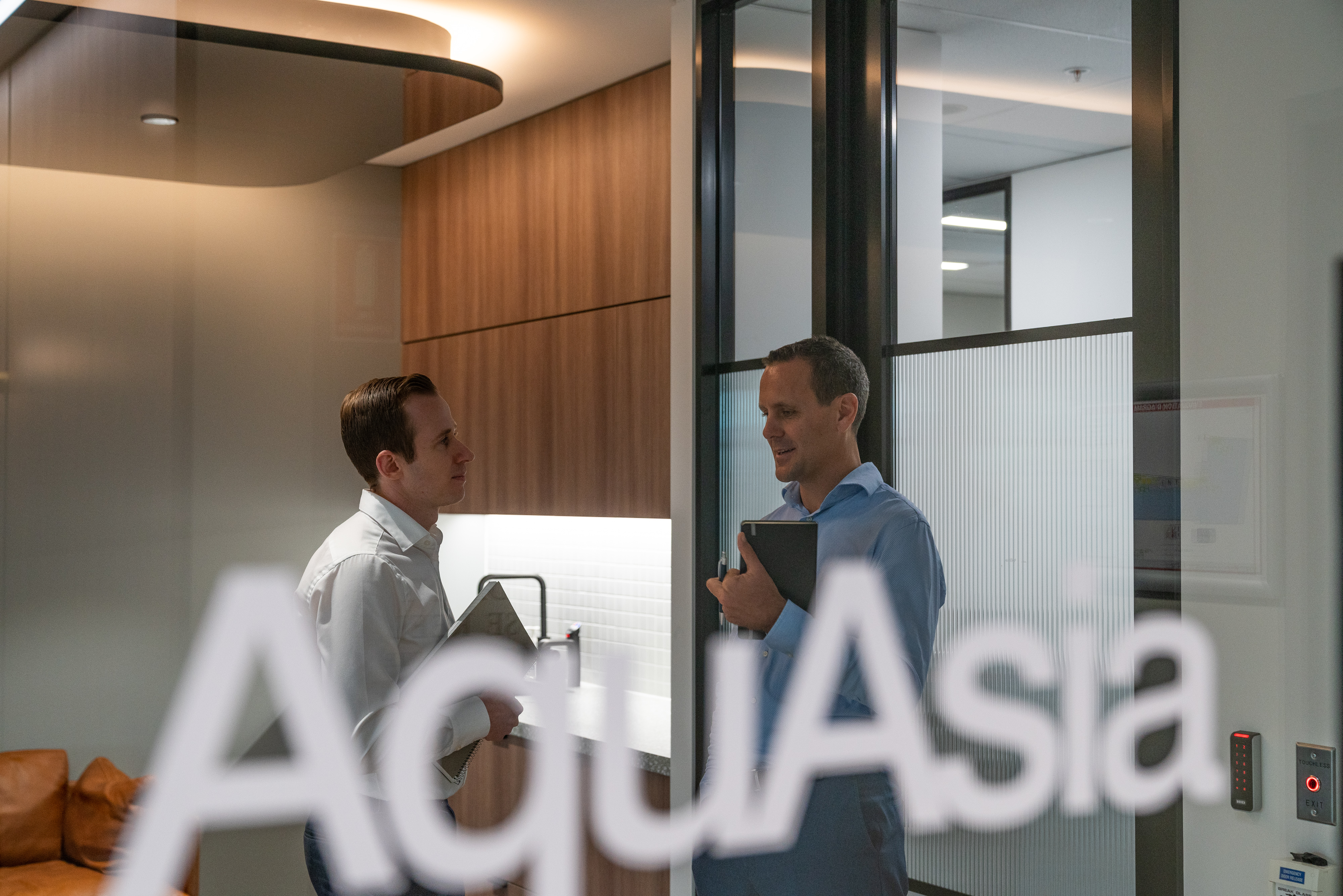 Bank hybrids are rolling off. income doesn't have to. 1 Aquasia 144